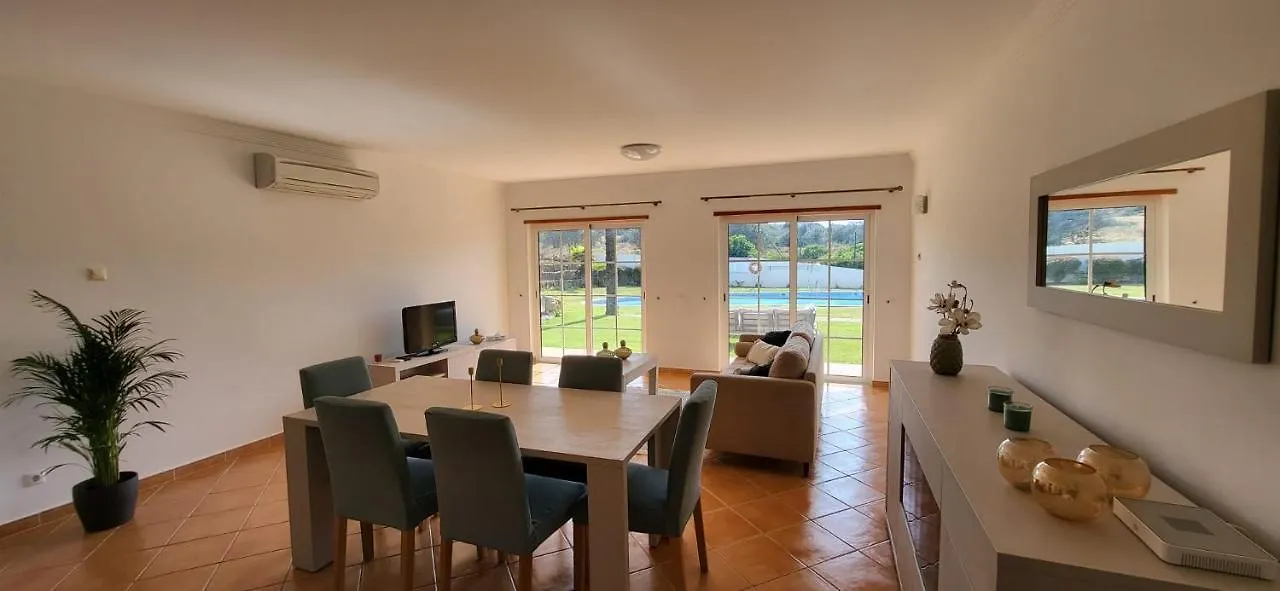 Atalaia Haven Villa Lagos 0*,